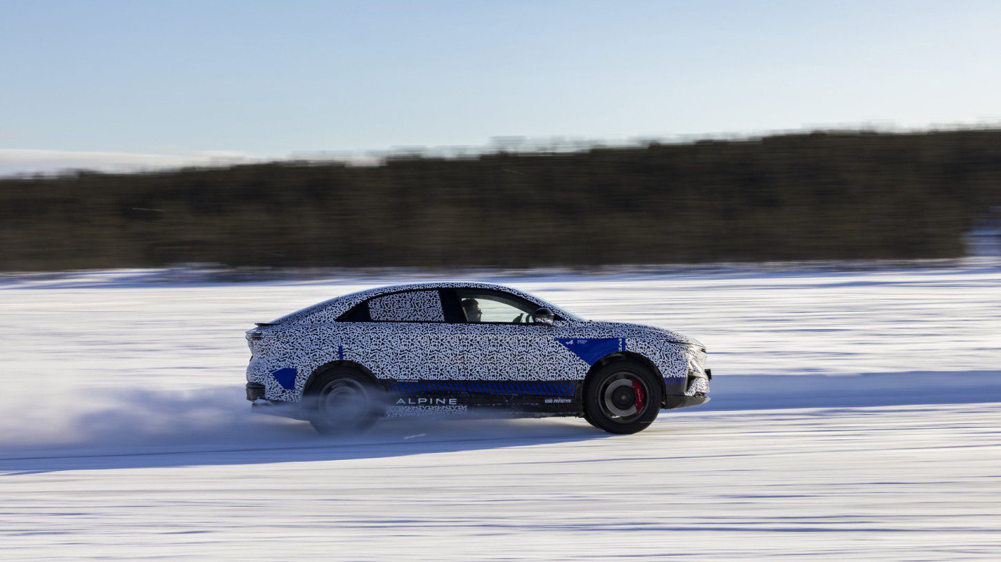 Prototype Alpine A390  tijdens wintertest